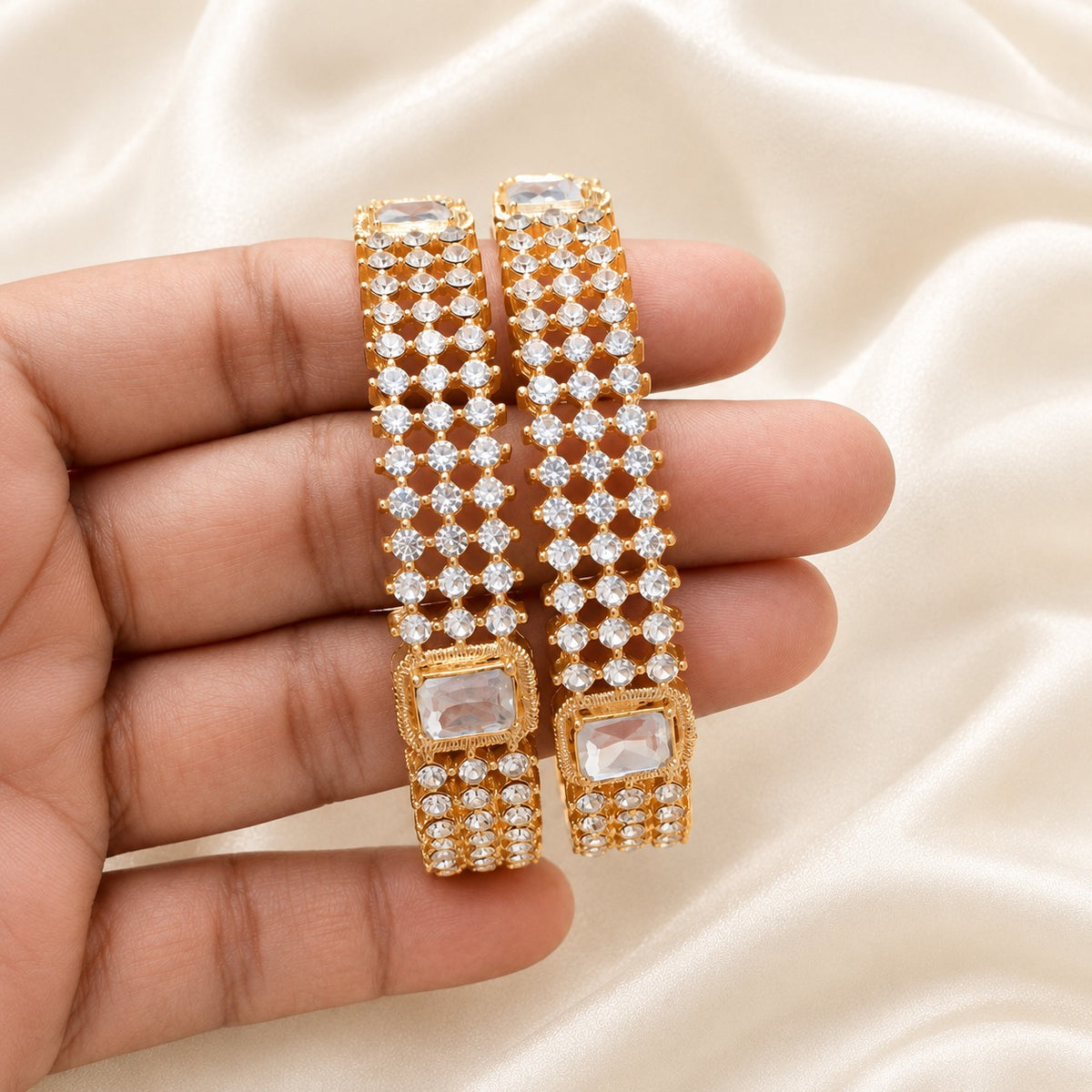 Royal Shubh Kundan Bangles